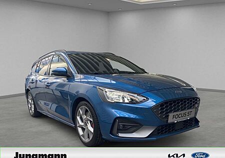 Ford Focus Turnier 2.3 EcoBoost S&S ST mit Styling-Paket