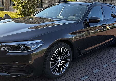 BMW 520 d xDrive Sport Line Garantie bis 10.2026