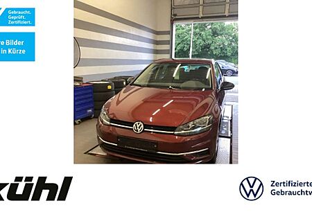 VW Golf Volkswagen VII 1.6 TDI DSG BMT IQ.DRIVE Navi,