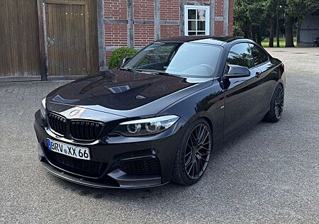 BMW 220