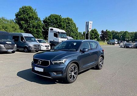Volvo XC 40 XC40 Momentum 2WD AHK+Voll-LED+Klimaaut+elKlappe