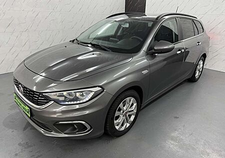 Fiat Tipo Lounge+Kamera+Navi+LED+Klima+Shzg+DAB+Multi
