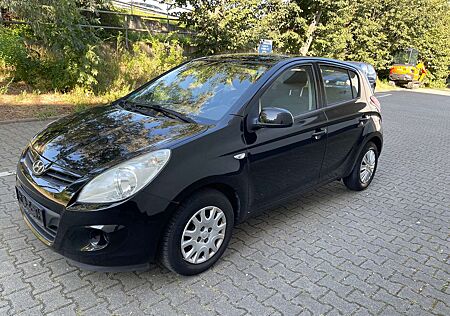 Hyundai i20 1.2 UEFA EURO 2012 Edition