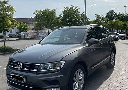 VW Tiguan Volkswagen Highline BMT/Start-Stopp 4Motion