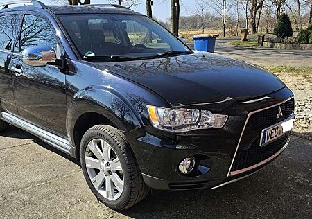 Mitsubishi Outlander 2.2 DI-D 4WD TC-SST XTRA