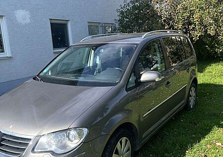 VW Touran Volkswagen 2.0 TDI DSG United