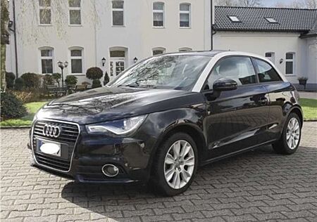 Audi A1 1.4 TFSI S line Sportpaket