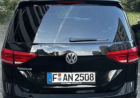 VW Touran Volkswagen 1.6 TDI SCR Join