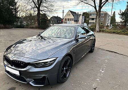 BMW M4 Coupe DKG