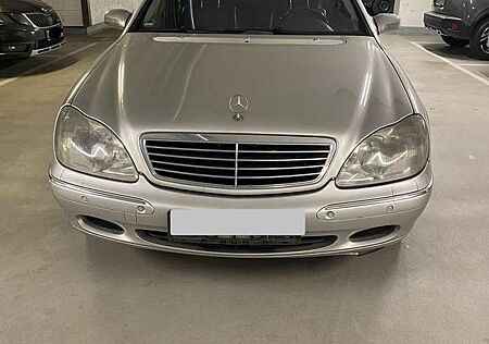 Mercedes-Benz S 500 (220.075)
