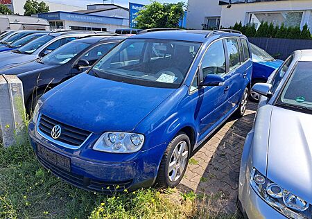 VW Touran Volkswagen 1.6 FSI * Automatik - Klimaanlage *