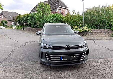 VW Tiguan Volkswagen 1.5 eTSI OPF DSG Elegance