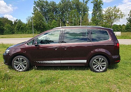 VW Sharan Volkswagen 2.0 TDI DSG 4MOT AHK Standheizung gepflegt