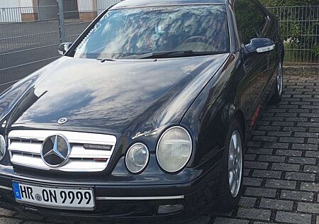 Mercedes-Benz CLK 200 Coupe Kompressor Avantgarde