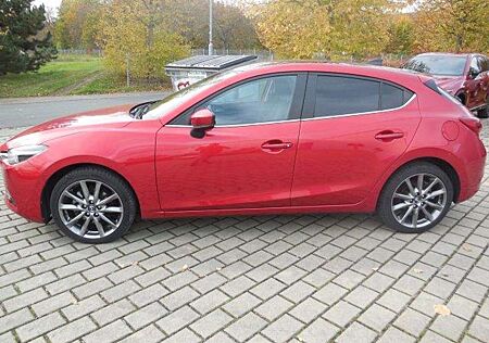 Mazda 3 SKYACTIV-G SIGNATURE+ LED-Licht, Navigation, Verke