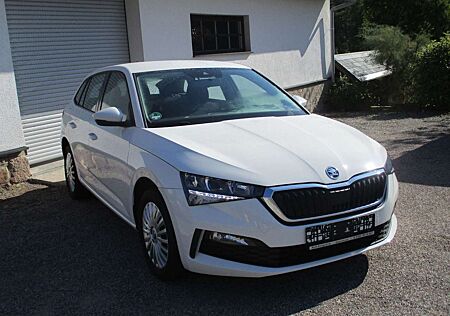 Skoda Scala +PDC+SHZ+Apple CarPlay+LED
