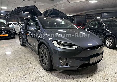 Tesla Model X Performance Dual Ludicrous 7-Sitzer