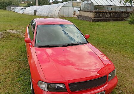 Audi A4 1.6
