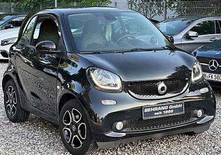 Smart ForTwo *PERFECT*NAVI*PANORAMA*SITZHEIZUNG*90PS*