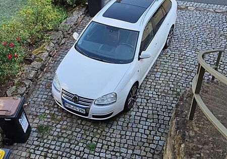 VW Golf Variant Volkswagen Individual