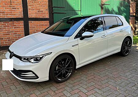 VW Golf Volkswagen VIII 1.5 TSI OPF Style