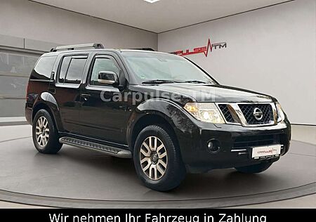 Nissan Pathfinder 2.5 dCi Automatik-7.Sitzer-Bose Sound