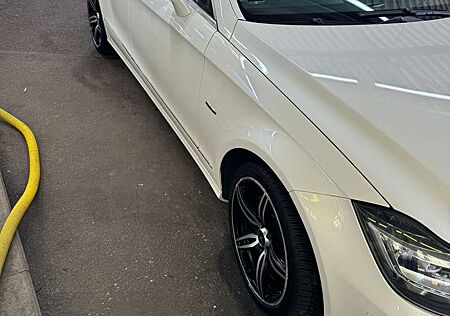 Mercedes-Benz CLS 350 CDI DPF BlueEFFICIENCY 7G-TRONIC