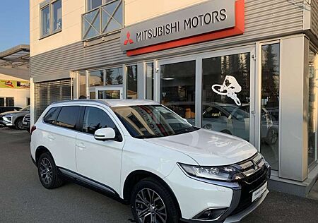 Mitsubishi Outlander Edition 100+ 2.2 DI-D 4WD Automatik