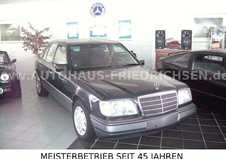 Mercedes-Benz 200 124 Oldtimer Echter Mercedes