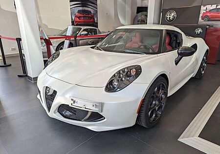 Alfa Romeo 4C 1. HAND MWST BRD SPORTABGAS SCHECKHEFT UVM.