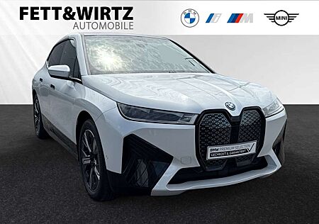 BMW iX xDrive50 LR 592,- br.o.Anz.24 Mon. / 5' Km p.A.