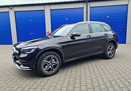 Mercedes-Benz GLC 300 e 4Matic 9G-TRONIC AMG Line