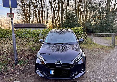 Toyota Yaris Hybrid Team Deutschland