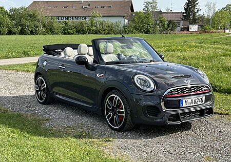 Mini John Cooper Works Cabrio Sport-Aut.
