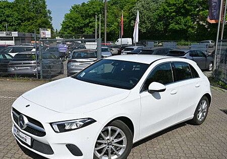 Mercedes-Benz A 200 A -Klasse Progressive Leder LED Klimaauto