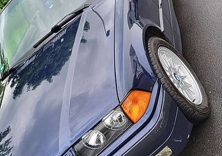 BMW 325i 325