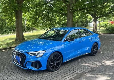 Audi A3 40 TFSI Limousine quattro S tronic line