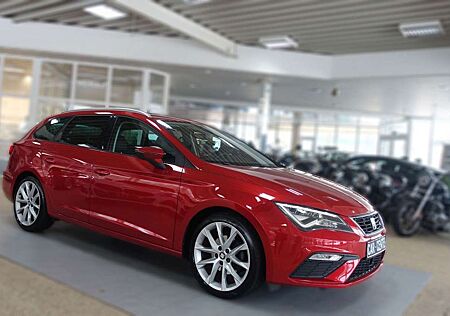 Seat Leon ST FR DSG Performance; LED NAV PANO KAM 18"