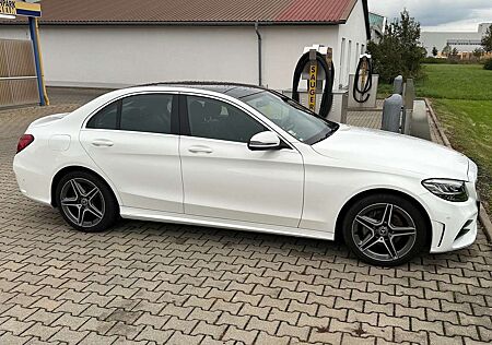 Mercedes-Benz C 200 d 9G-TRONIC AMG Line Panorama