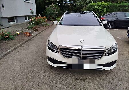 Mercedes-Benz E 400 4Matic T 9G-TRONIC Avantgarde