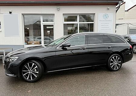 Mercedes-Benz E 300 de T*KeyFree+Media-Display+AHK+Rückf+Sitzk