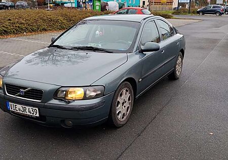 Volvo S60 2.4