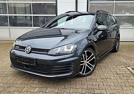 VW Golf Volkswagen VII Variant GTD DSG *StHzg*Kam*Pano*DCC*AHK