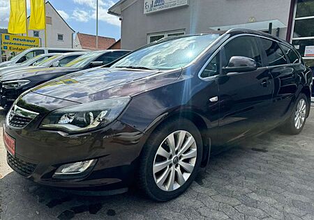 Opel Astra J Sports Tourer 1.7 CDTI NAVI/Bi-XENON