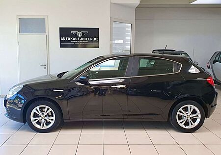 Alfa Romeo Giulietta 1.6 JTDM 16V Turismo/Klima/Aus 1.Hand