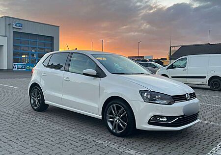 VW Polo Volkswagen 1.6 TDI Highline