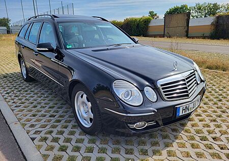 Mercedes-Benz E 220 E-Klasse T-Modell Diesel T CDI Avantgarde