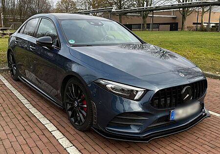 Mercedes-Benz A 250 AMG Night Package, 8G-DCT Edition