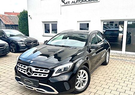Mercedes-Benz GLA 200 *URBAN*AHK*NAVI*KAMERA*LED*PDC*SHZ*TLEDER