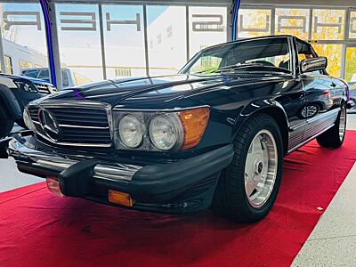 Mercedes-Benz SL 560